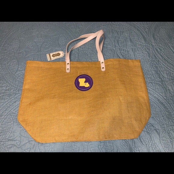 Mud Pie Handbags - Mud Pie Jute Tote. NWT Louisiana State Logo